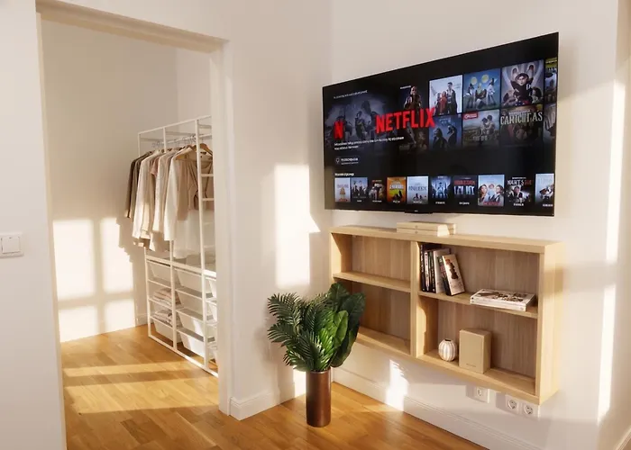 Apartamento Apartment, 2 Separate Bedrooms, T4 *